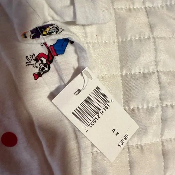 Women’s Mickey and Friends Tee- Size 3X - Picture 3 of 4
